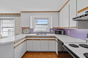 178 Clifton Ave, West Hartford, CT 06107 - Photo 16