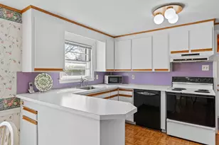 178 Clifton Ave, West Hartford, CT 06107 - Photo 14