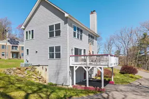 8 Pine St, Ellington, CT 06029 - Photo 2