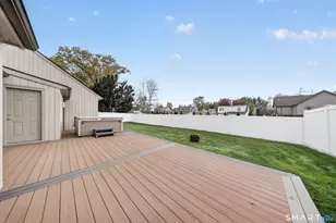 138 Houston Terrace, Stamford, CT 06902 - Photo 30