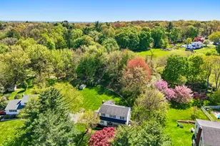 107 Barclay Dr, Stamford, CT 06903 - Photo 36