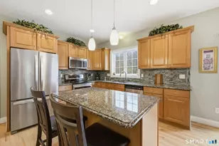 9 Coventry Ln, Oxford, CT 06478 - Photo 8