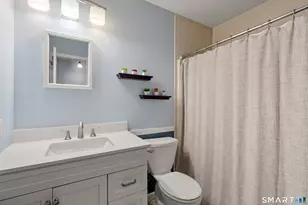 48 Dean St, Stamford, CT 06902 - Photo 12