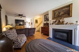 18 Last Leaf Cir, Windsor, CT 06095 - Photo 4