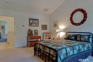 18 Last Leaf Cir, Windsor, CT 06095 - Photo 18