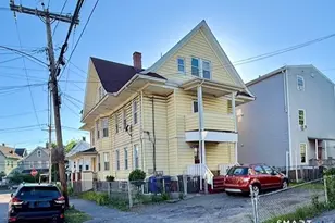 664-666 Iranistan Ave, Bridgeport, CT 06604 - Photo 4