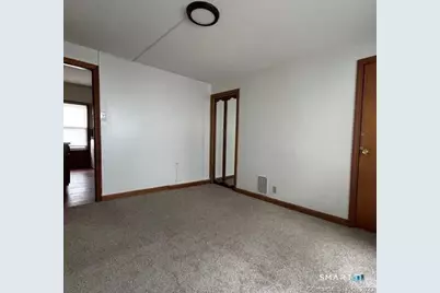 15 Wakefield Court #2, New Britain, CT 06053 - Photo 2
