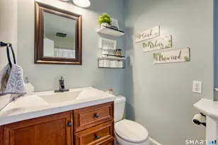 21 Lancaster Rd, Manchester, CT 06040 - Photo 34