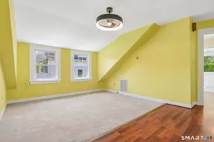 1572 Whitney Ave, Hamden, CT 06517 - Photo 4