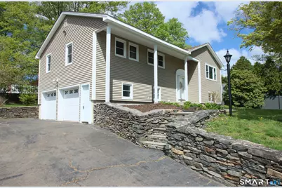 25 Pleasant View Drive, Middletown, CT 06457 - Photo 2