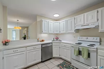 69 Wellington Drive #69, Farmington, CT 06032 - Photo 4
