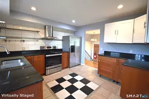 7 Saddle Dr, West Haven, CT 06516 - Photo 8