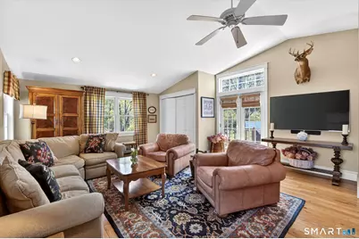 28 Deepwood Road, Simsbury, CT 06070 - Photo 12