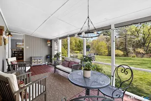 28 Deepwood Rd, Simsbury, CT 06070 - Photo 16