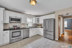 215 Pinney St, Ellington, CT 06029 - Photo 4