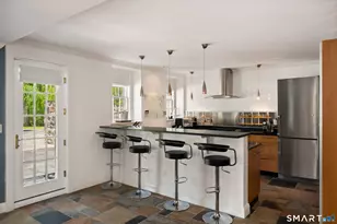 351 Erskine Rd, Stamford, CT 06903 - Photo 26