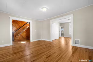 135 Atkins St, Meriden, CT 06450 - Photo 6
