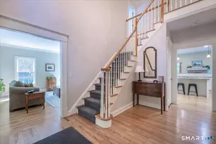 7 Pinnacle Dr, Newtown, CT 06470 - Photo 2