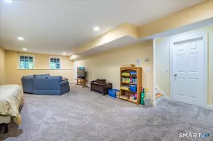7 Pinnacle Dr, Newtown, CT 06470 - Photo 30
