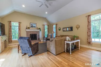 7 Pinnacle Drive, Newtown, CT 06470 - Photo 8