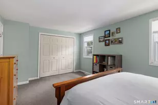 24 E Gate Ln, Hamden, CT 06514 - Photo 16