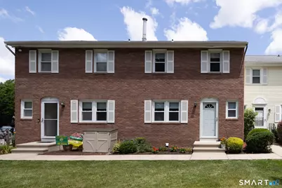 24 East Gate Lane #24, Hamden, CT 06514 - Photo 2