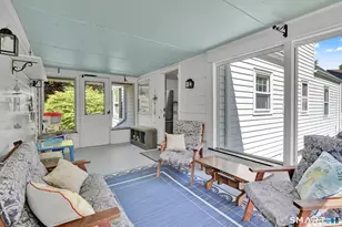 10 Pine Dr, Windsor Locks, CT 06096 - Photo 32