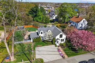 2 Elm St, Groton, CT 06355 - Photo 6