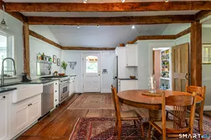 54 School St, Woodbury, CT 06798 - Photo 10