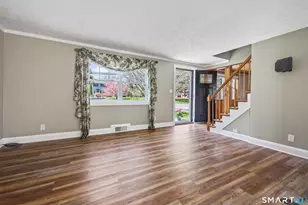124 Garrigus Ct, Wolcott, CT 06716 - Photo 4