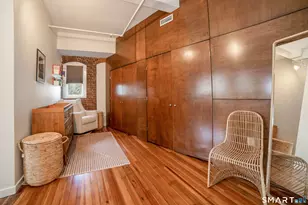 8 Hughes Pl, New Haven, CT 06511 - Photo 14