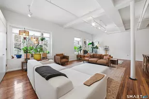 8 Hughes Pl, New Haven, CT 06511 - Photo 8