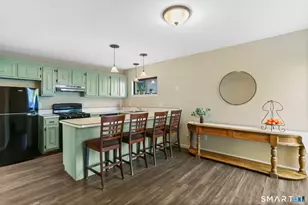 303 Plymouth Colony, Branford, CT 06405 - Photo 8