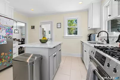 180 Oxford Road, Fairfield, CT 06890 - Photo 18