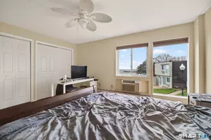 35 West Walk, West Haven, CT 06516 - Photo 16