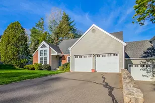 43 Woodbury Hl, Woodbury, CT 06798 - Photo 2