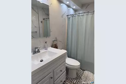 3004 Madison Avenue #A, Bridgeport, CT 06606 - Photo 8