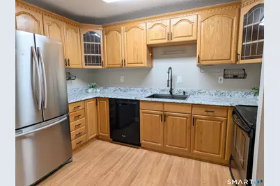 50 E. Hill Road #2F, Canton, CT 06019 - Photo 1