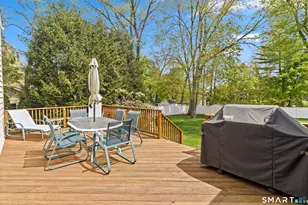 174 W Rocks Rd, Norwalk, CT 06851 - Photo 2