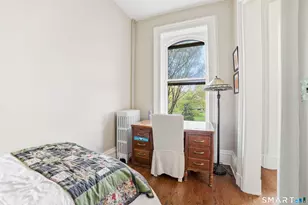 562 Chapel St, New Haven, CT 06511 - Photo 8