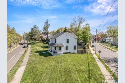 273 Brooklawn Avenue, Bridgeport, CT 06604 - Photo 2