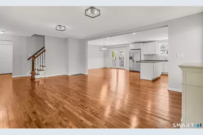 273 Brooklawn Avenue, Bridgeport, CT 06604 - Photo 6