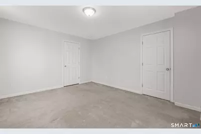 273 Brooklawn Avenue, Bridgeport, CT 06604 - Photo 24