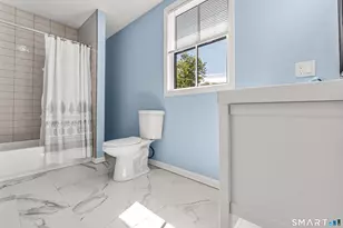 273 Brooklawn Ave, Bridgeport, CT 06604 - Photo 26