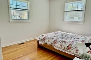 25 Suzanne Cir, Fairfield, CT 06824 - Photo 12