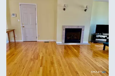 25 Suzanne Circle, Fairfield, CT 06824 - Photo 4