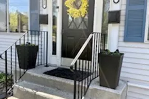 334 Summit St, Manchester, CT 06040 - Photo 2
