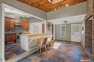 304 Bushy Hill Rd, Simsbury, CT 06070 - Photo 10