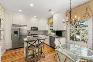 70 Southport Pl, Fairfield, CT 06890 - Photo 10