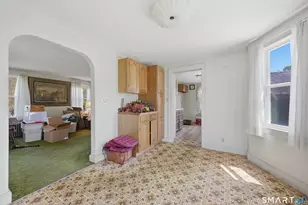 385 Brewer St, East Hartford, CT 06118 - Photo 8